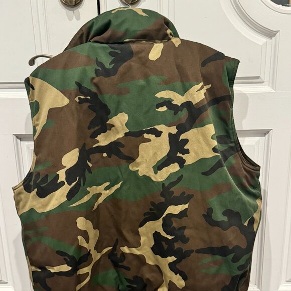 Renegader Sportswear Men's Multiple Pocket Water Resistant Camo Fleece Vest XL - Picture 8 of 14